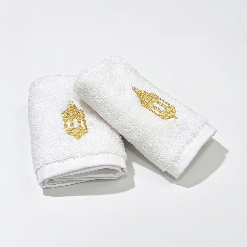 مناشف قطنية للضيوف – مطرزة – بيضاء 600 غرام/متر مربع – طقم من قطعتين